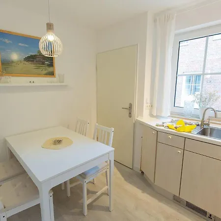 Luettjes Strandhus, Vermittlung Nordsee * Dangast